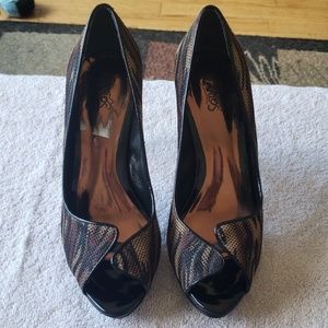 Carlos Santana peep-toe tiger pumps